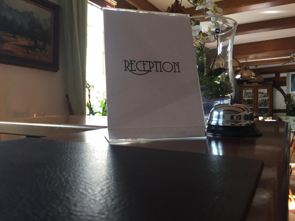 Hotel Ristorante Rostica Бад-Урах Екстер'єр фото