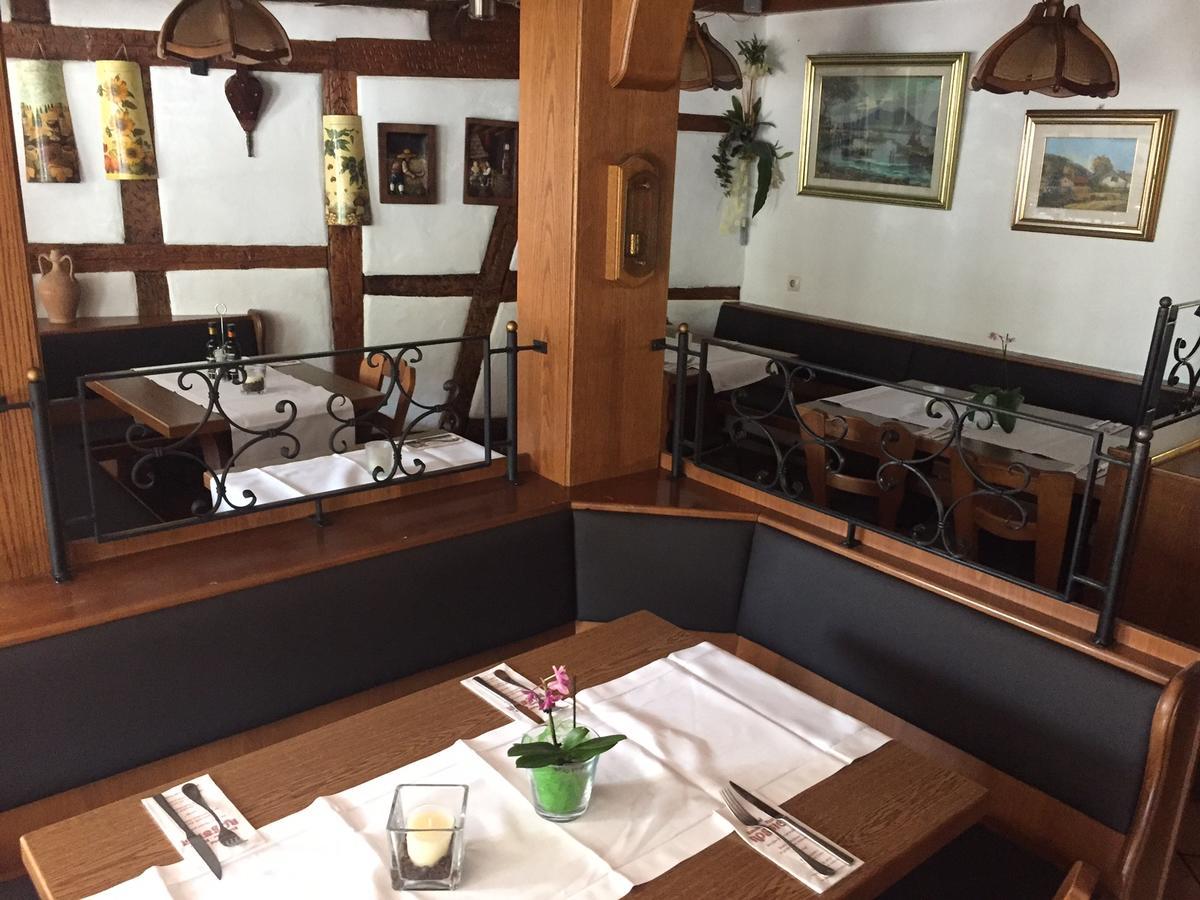 Hotel Ristorante Rostica Бад-Урах Екстер'єр фото