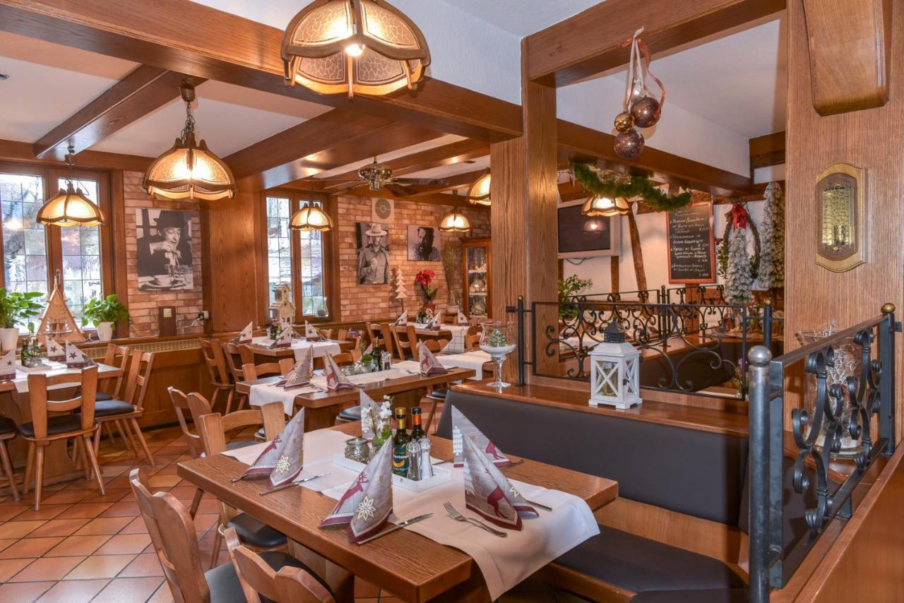 Hotel Ristorante Rostica Бад-Урах Екстер'єр фото